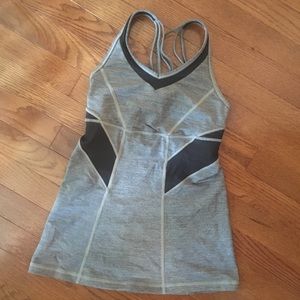 Lululemon top